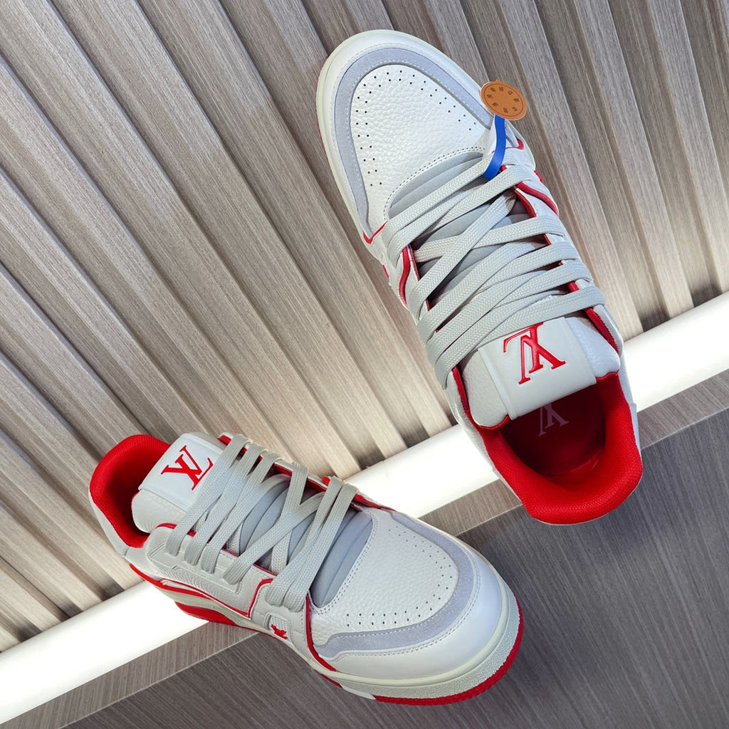 LV 26S LOW TOP SNEAKERS IN WHITE RED CALFSKIN WITH MONOGRAM SOLE DETAIL