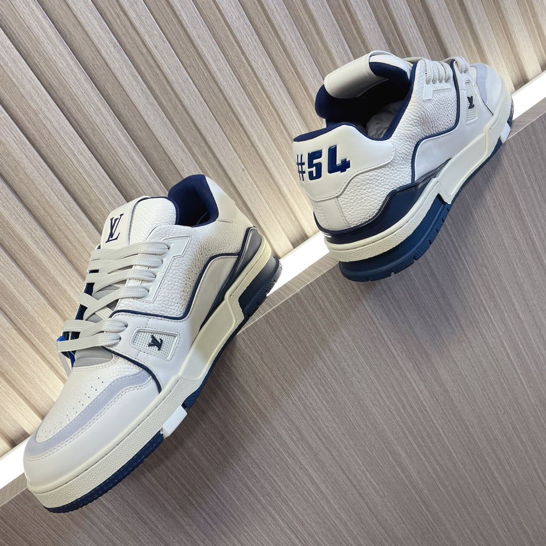 LV 26S LOW TOP SNEAKERS IN WHITE NAVY CALFSKIN WITH MONOGRAM SOLE DETAIL