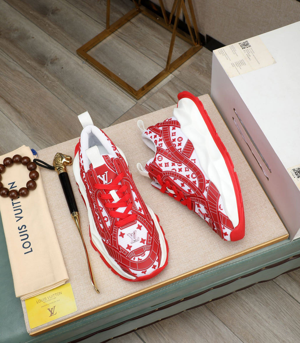 LV TRAINER WHITE MIX RED CALFSKIN AND BREATHABLE MESH
