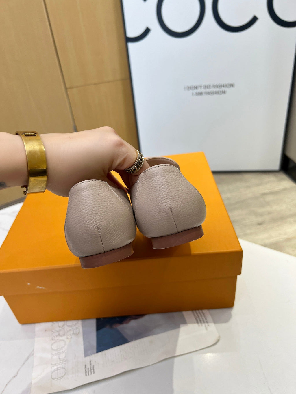 LV 26S MARE FLEX LOAFERS IN BEIGE GRAINED CALFSKIN