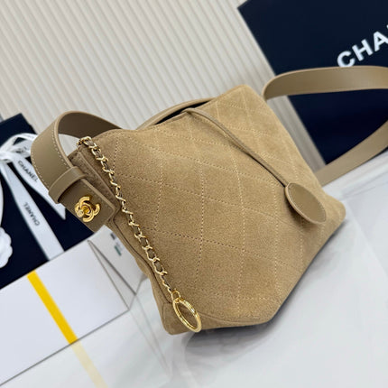 CHANEL 26S BUCKET SHOULDER BAG 26 IN LIGHT BROWN SUEDE AND CALFSKIN GOLD HARDWARE