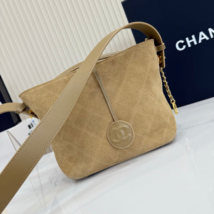 CHANEL 26S BUCKET SHOULDER BAG 26 IN LIGHT BROWN SUEDE AND CALFSKIN GOLD HARDWARE