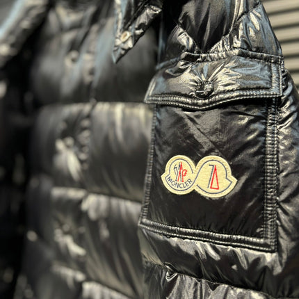 MONCLER 25S DOWN JACKET 377