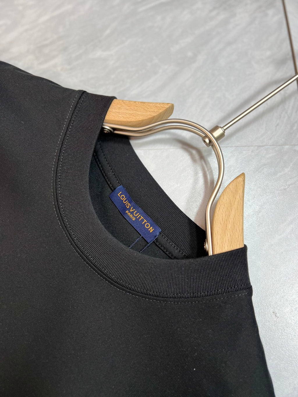 LV T-SHIRT IN BLACK PURE COTTON 238922