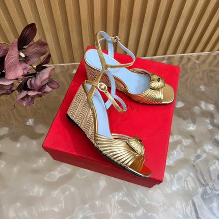 VALENTINO 26S WEDGE SANDAL 85 MM IN GOLD CALFSKIN