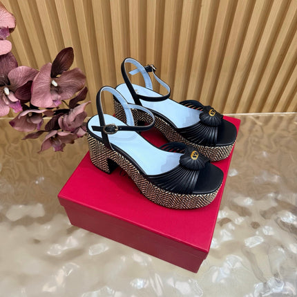 VALENTINO 26S PLATFORM SANDALS 90 MM IN BLACK CALFSKIN BEIGE WOVEN FABRIC