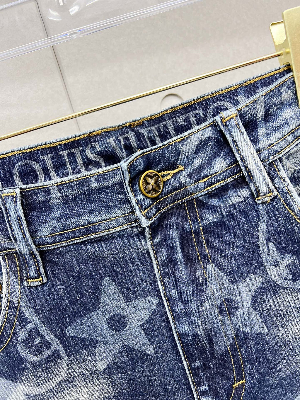 LV BLUE MONOGRAM DENIM JEAN 239499