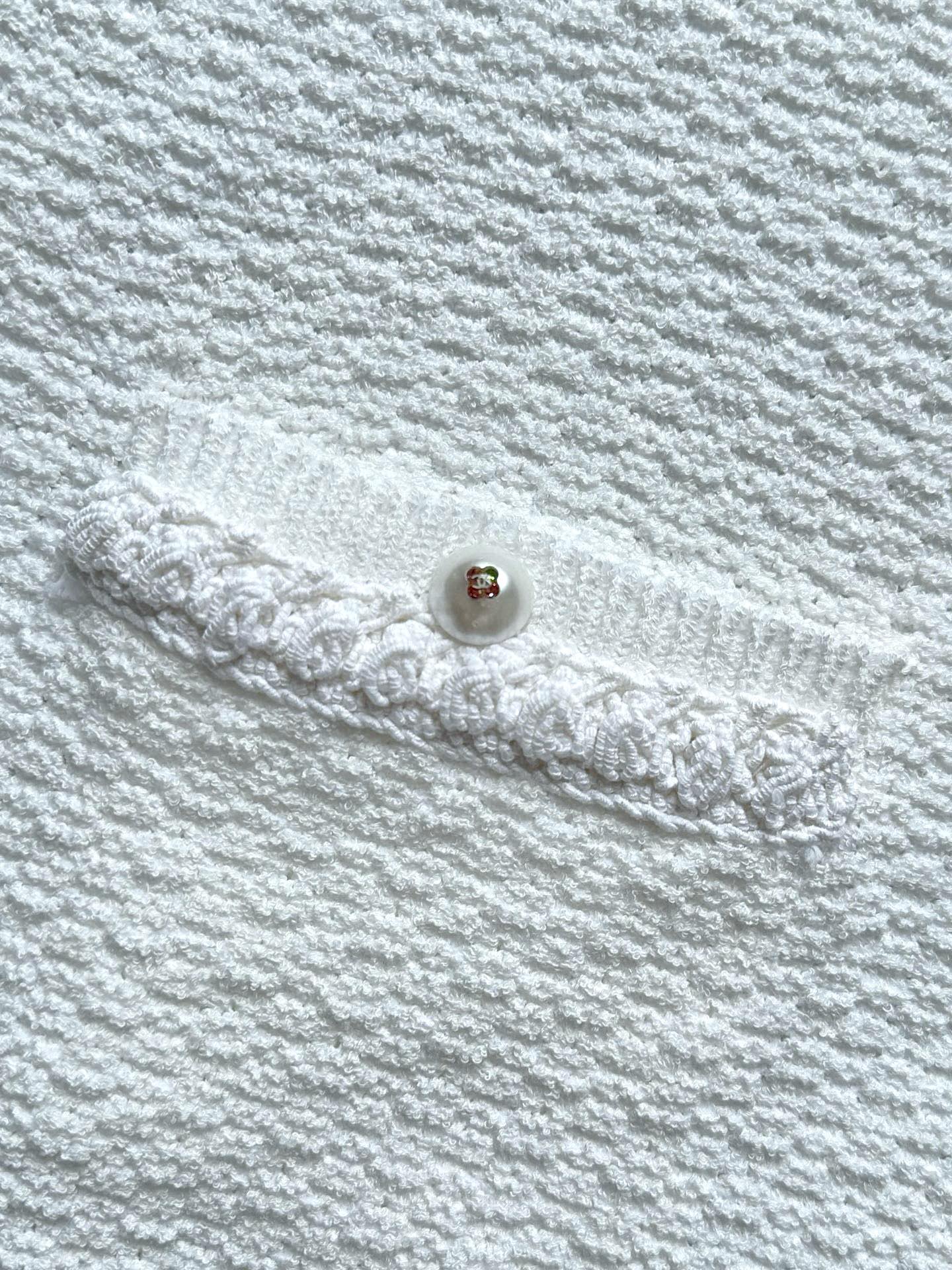 Chanel 25P Long-Sleeve Top White Tweed Pearl Buttons 237299