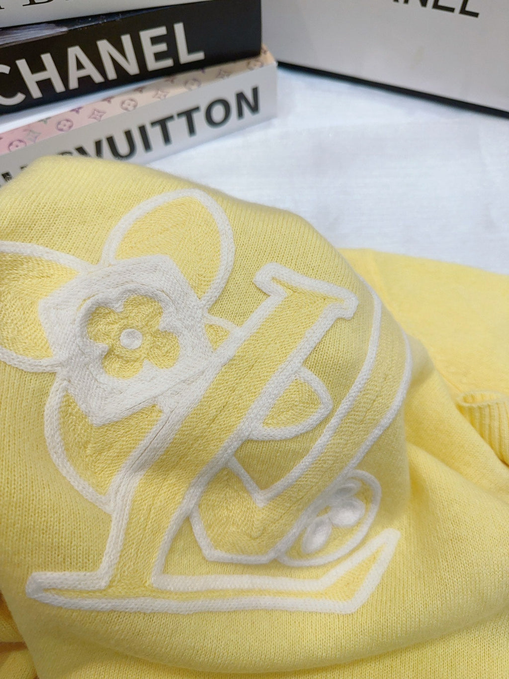 LV 25S SWEATER 0044