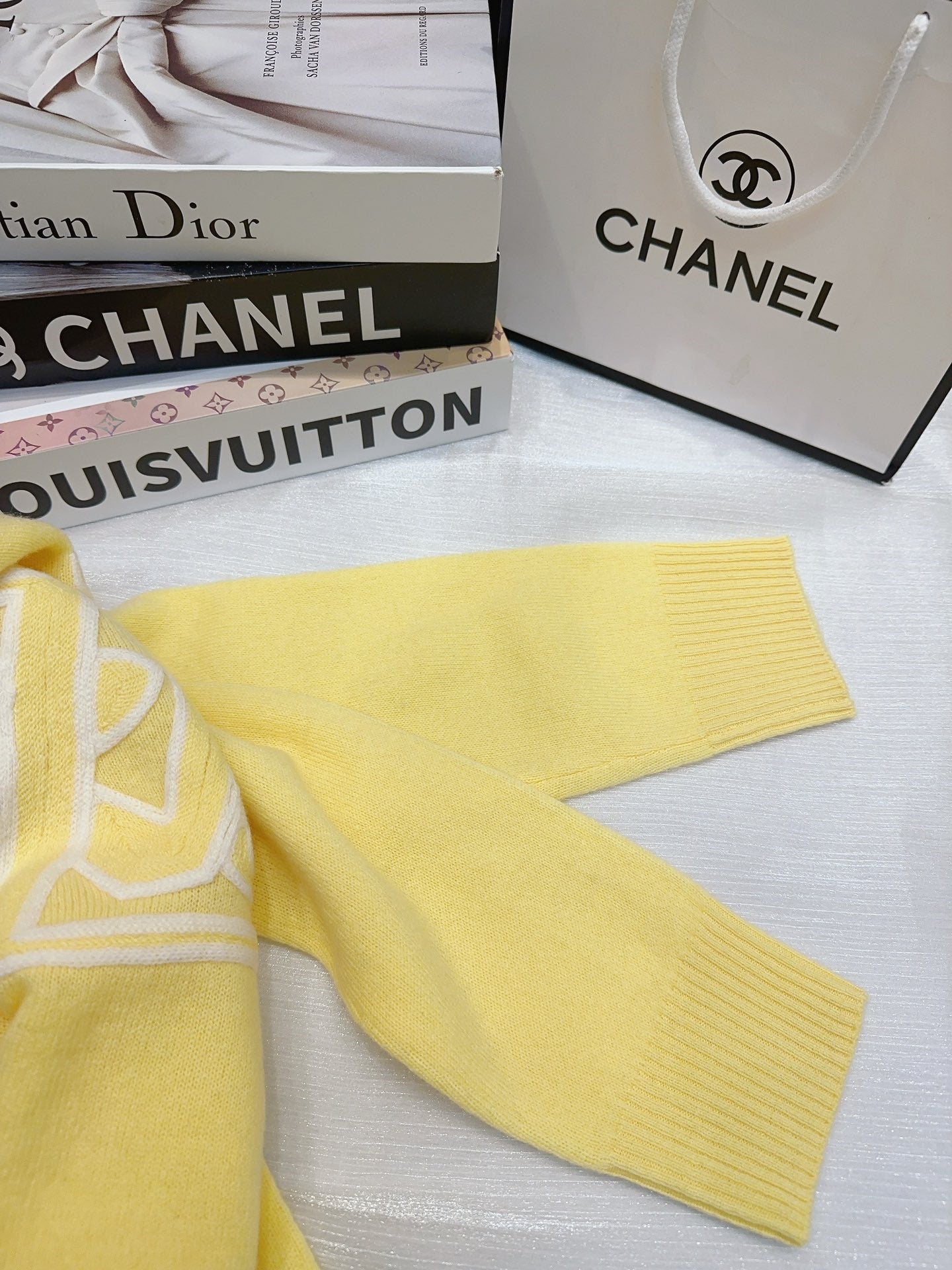 LV 25S SWEATER 0044