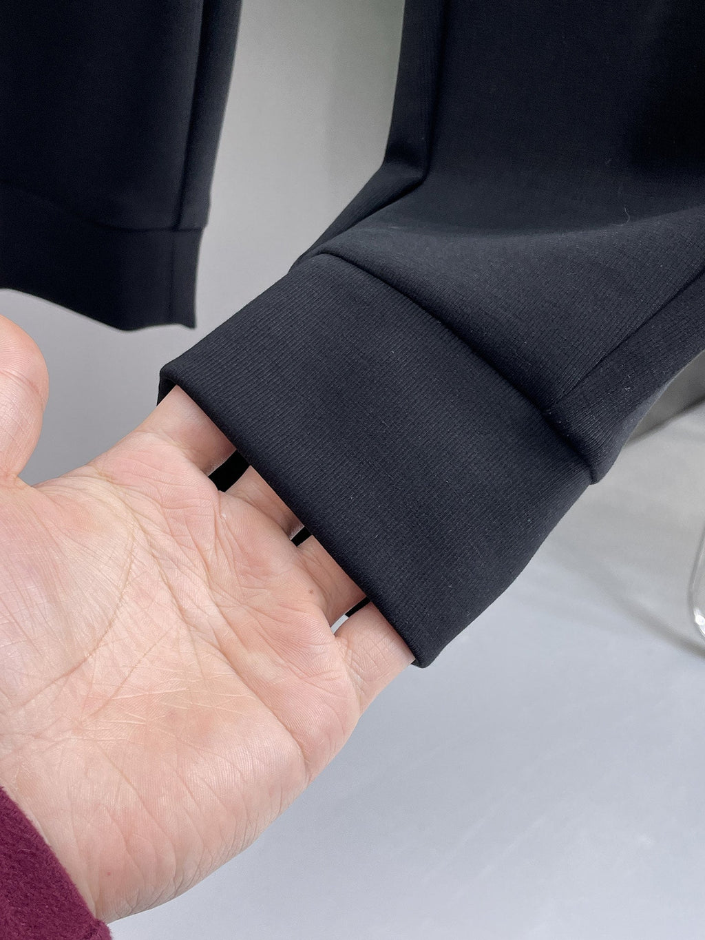 LV BLACK TROUSERS 239508