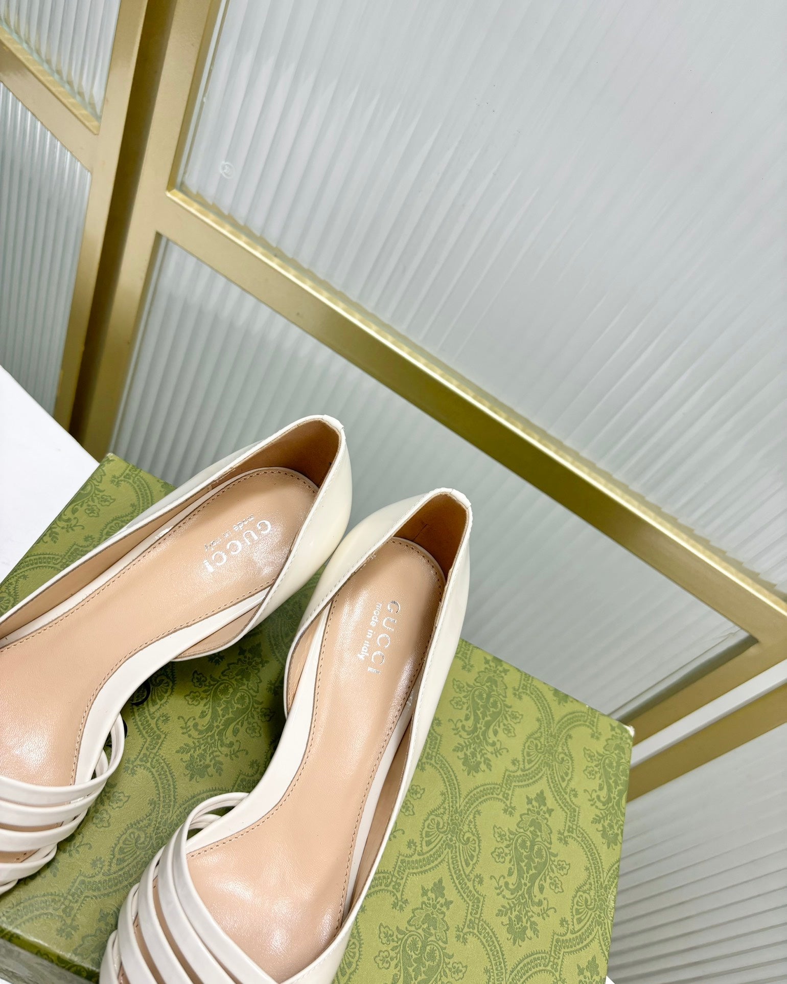 HIGH PUMP 6 CM IN WHITE CALFSKIN