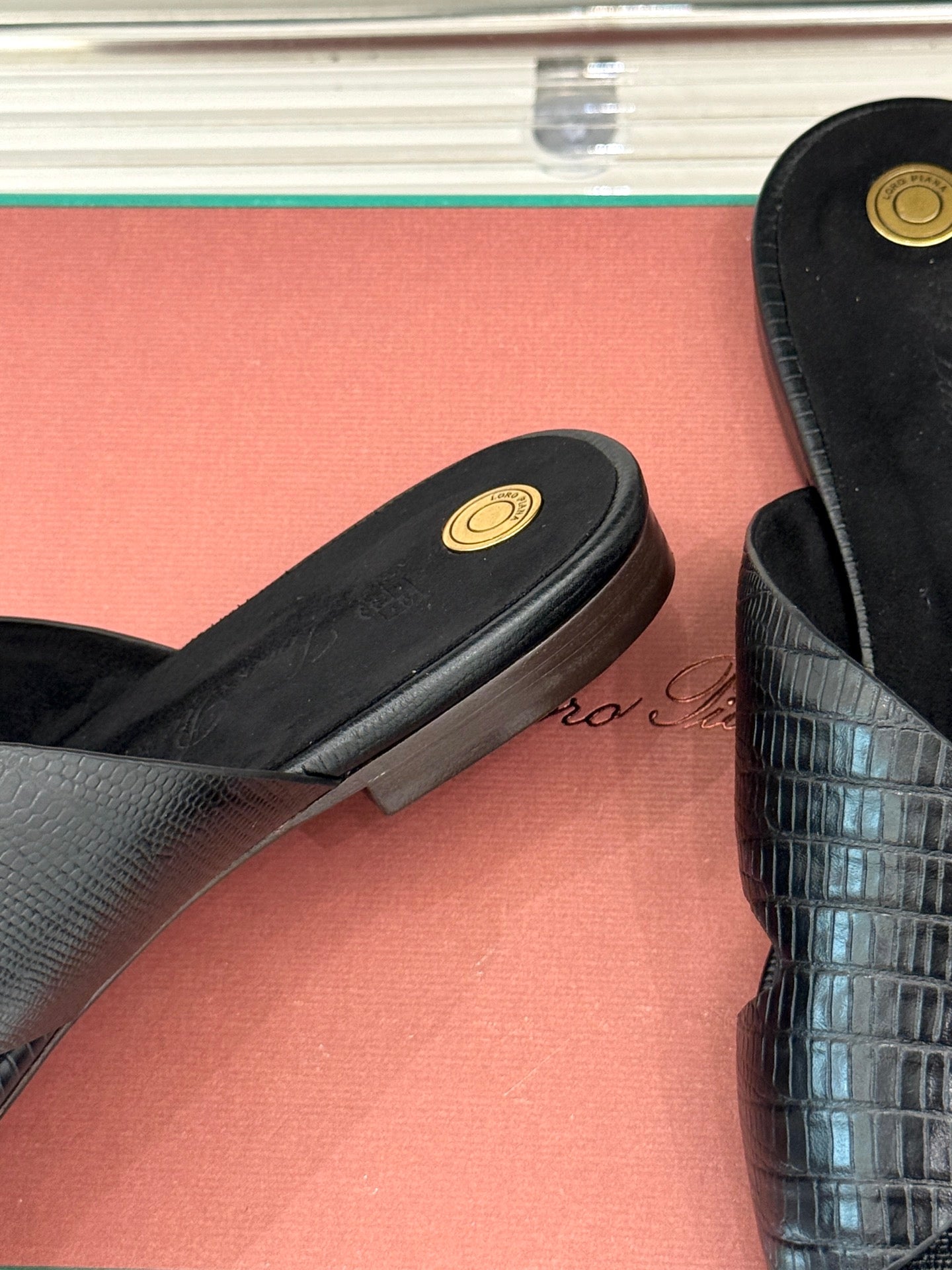 LP SANDALS 25S IN BLACK LAMBSKIN SNAKE EMBOSSING