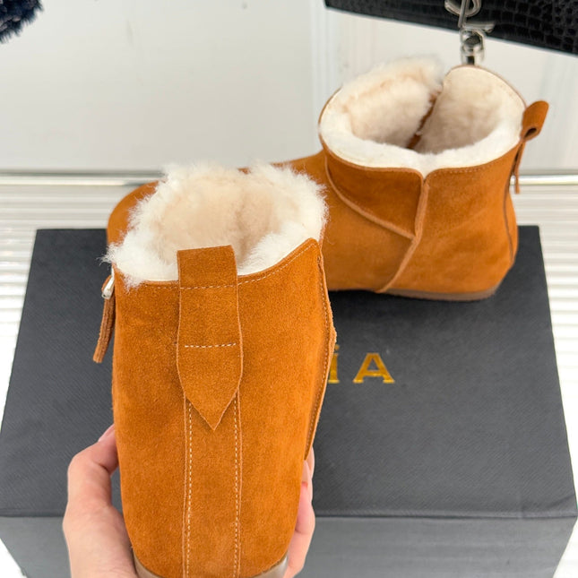 ALAIA 26S SNOW BOOTS IN DARK ORANGE SUEDE AND WOOL