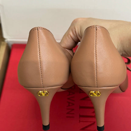VALENTINO 26S HIGH HEEL SHOES IN NUDE PINK CALFSKIN WITH BOW