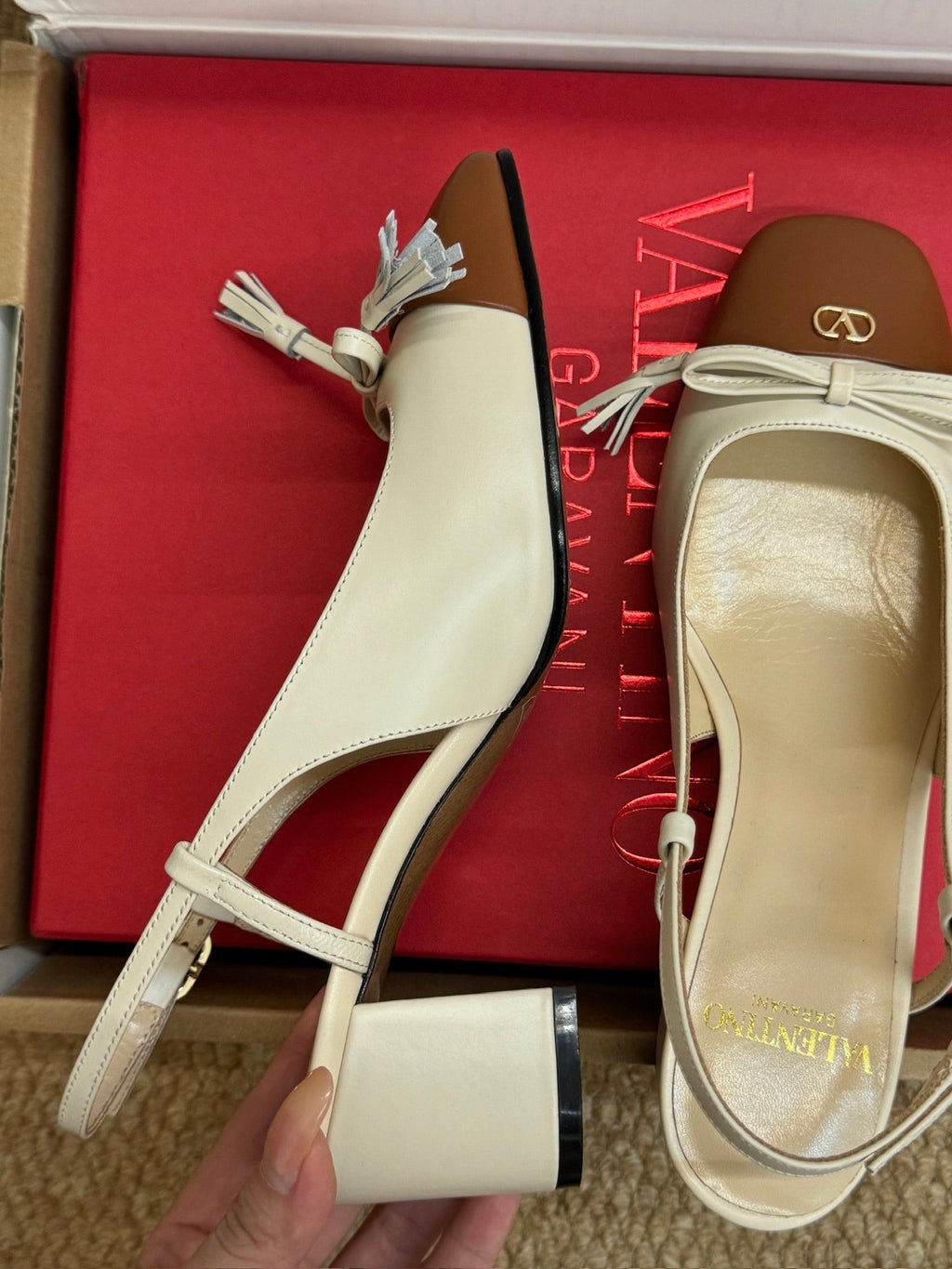 VALENTINO 26S HIGH HEEL SLINGBACKS IN BROWN AND CREAM WHITE CALFSKIN