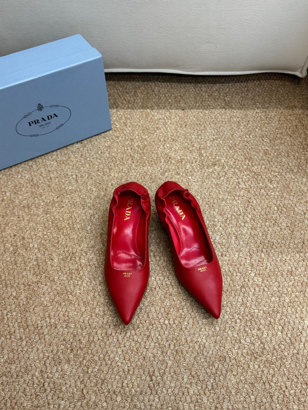 PRADA 26S POINTED TOE PUMPS 50MM IN RED CALFSKIN
