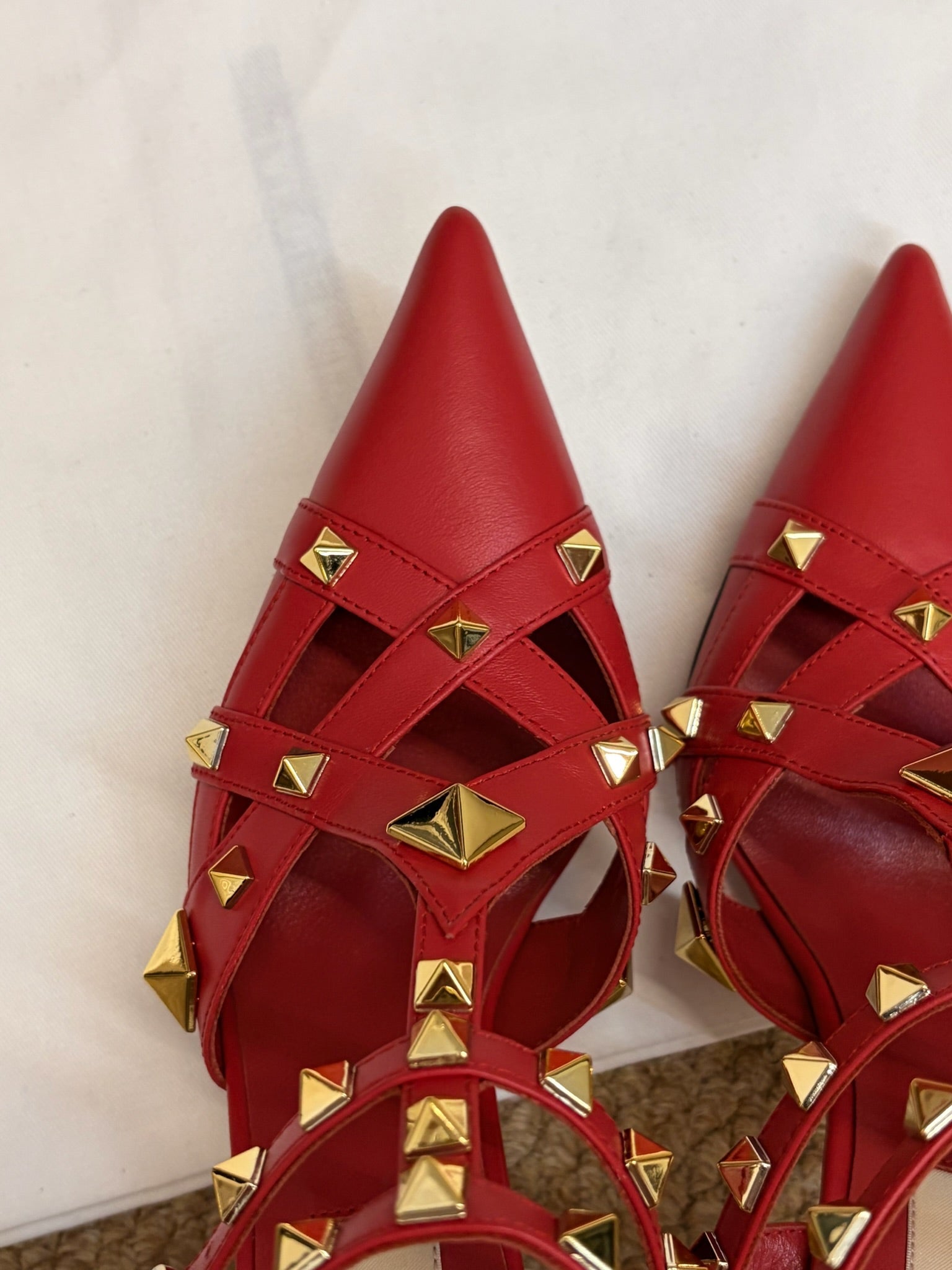 VALENTINO 26S OCKSTUD HEELS IN RED CALFSKIN