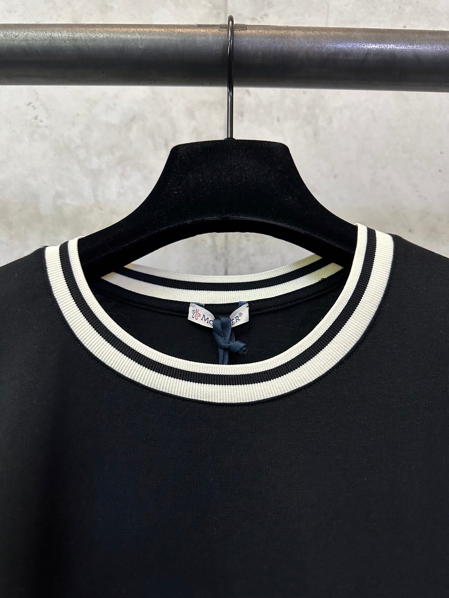 MONCLER 26S T-SHIRT 504