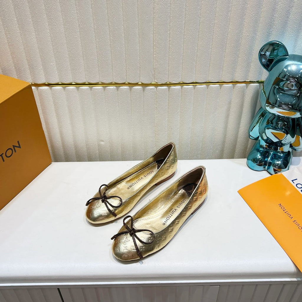 LV 26S BALLET FLATS IN GOLD MONOGRAM CALFSKIN WITH BOW