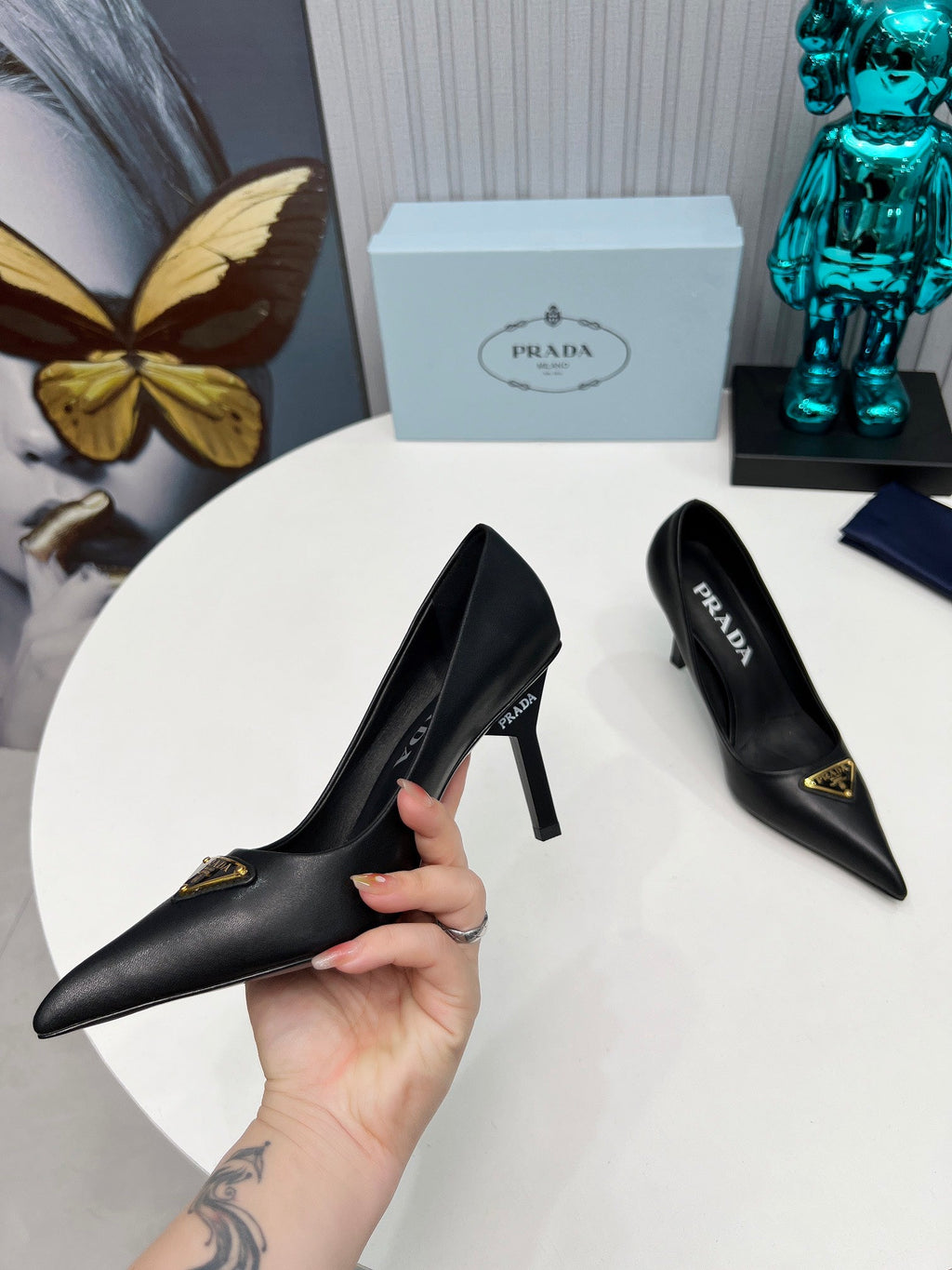 PRADA 26S POINTED TOE PUMPS STILETTO HEEL 80MM IN BLACK CALFSKIN