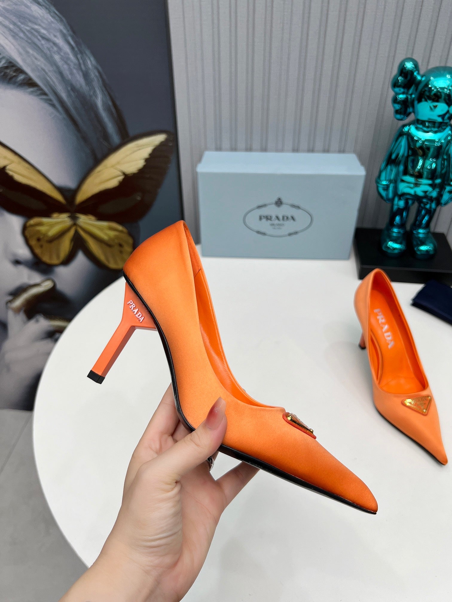 PRADA 26S POINTED TOE PUMPS STILETTO HEEL 80MM IN ORANGE SATIN