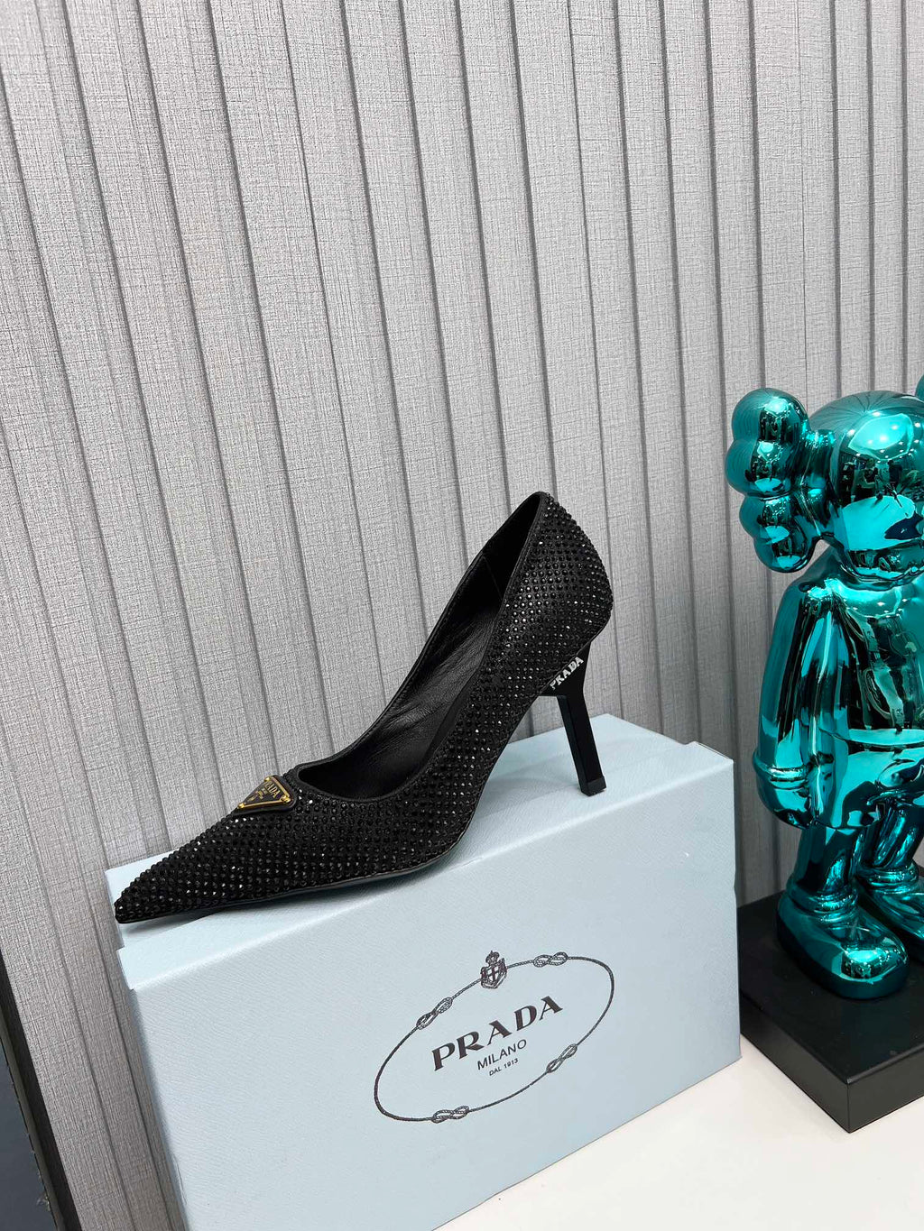 PRADA 26S POINTED TOE PUMPS STILETTO HEEL 80MM IN BLACK CRYSTAL EMBELLISHED