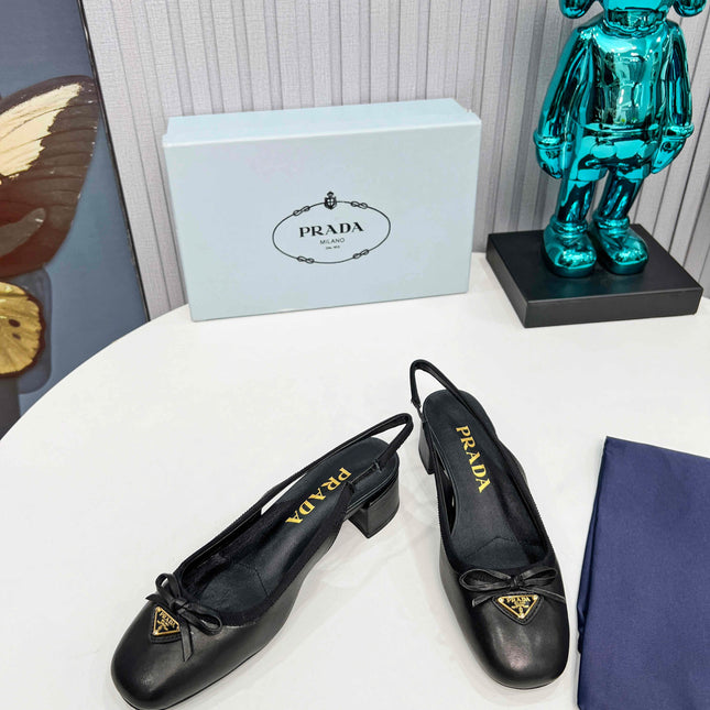 PRADA 26S ROUND TOE SLINGBACK PUMPS 40MM IN BLACK CALFSKIN WITH BOW