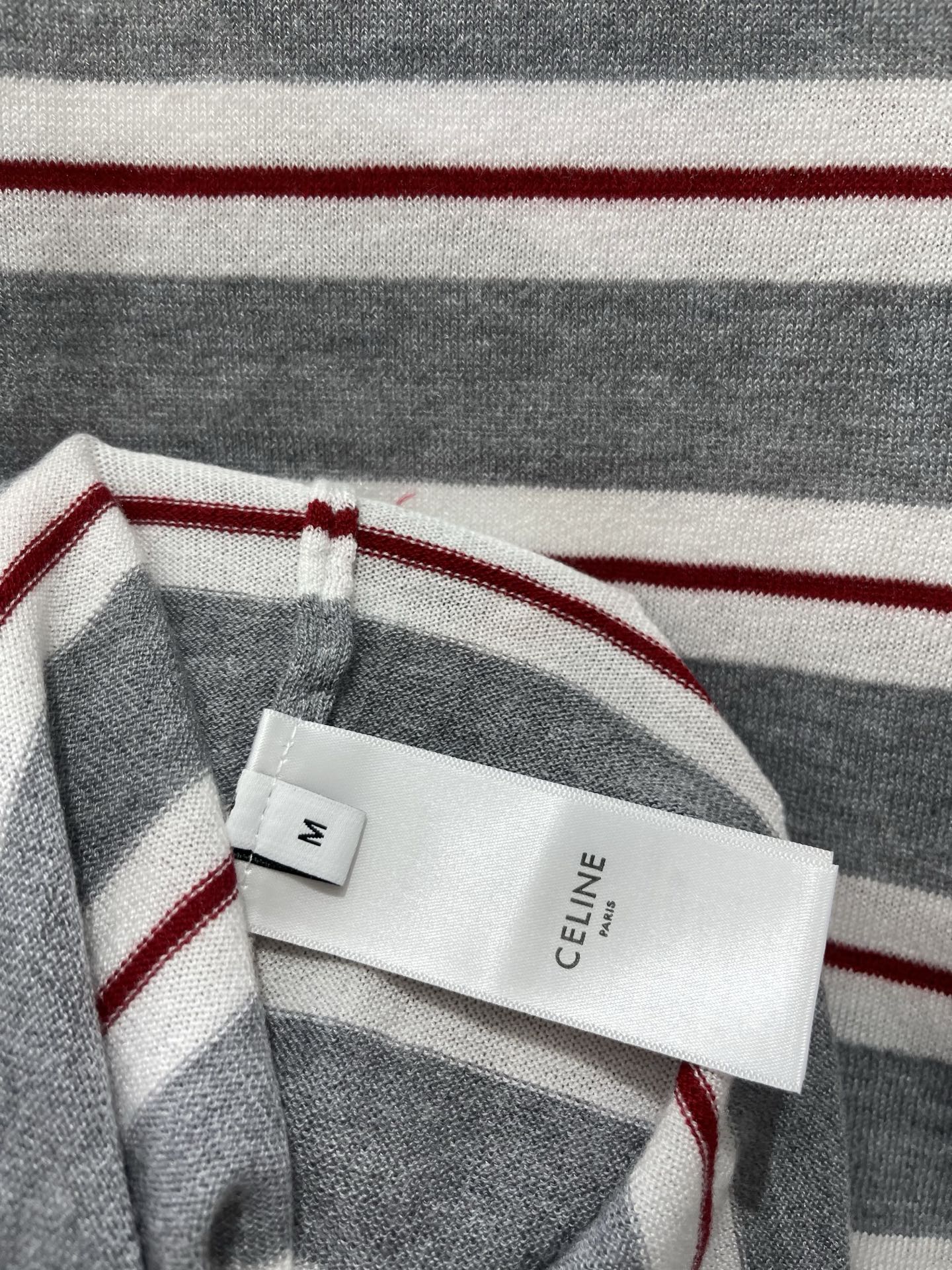 CELINE 26S V NECK SHORT SLEEVE T-SHIRT 208