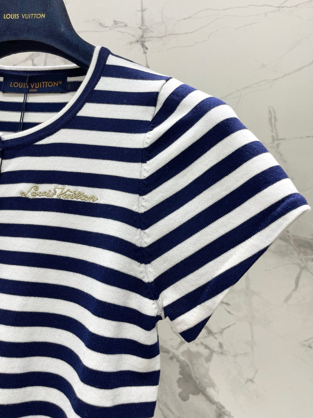 LV 26S T-SHIRT STYLE 199