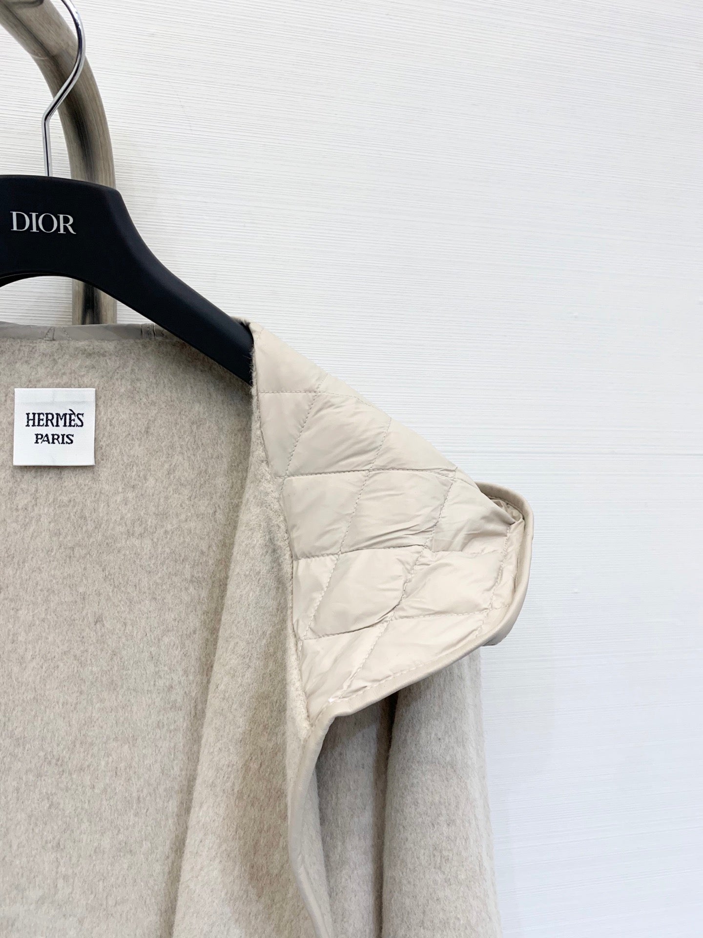 HERMES 25S KNIT HOODED COAT WITH SHEARLING TRIM 216
