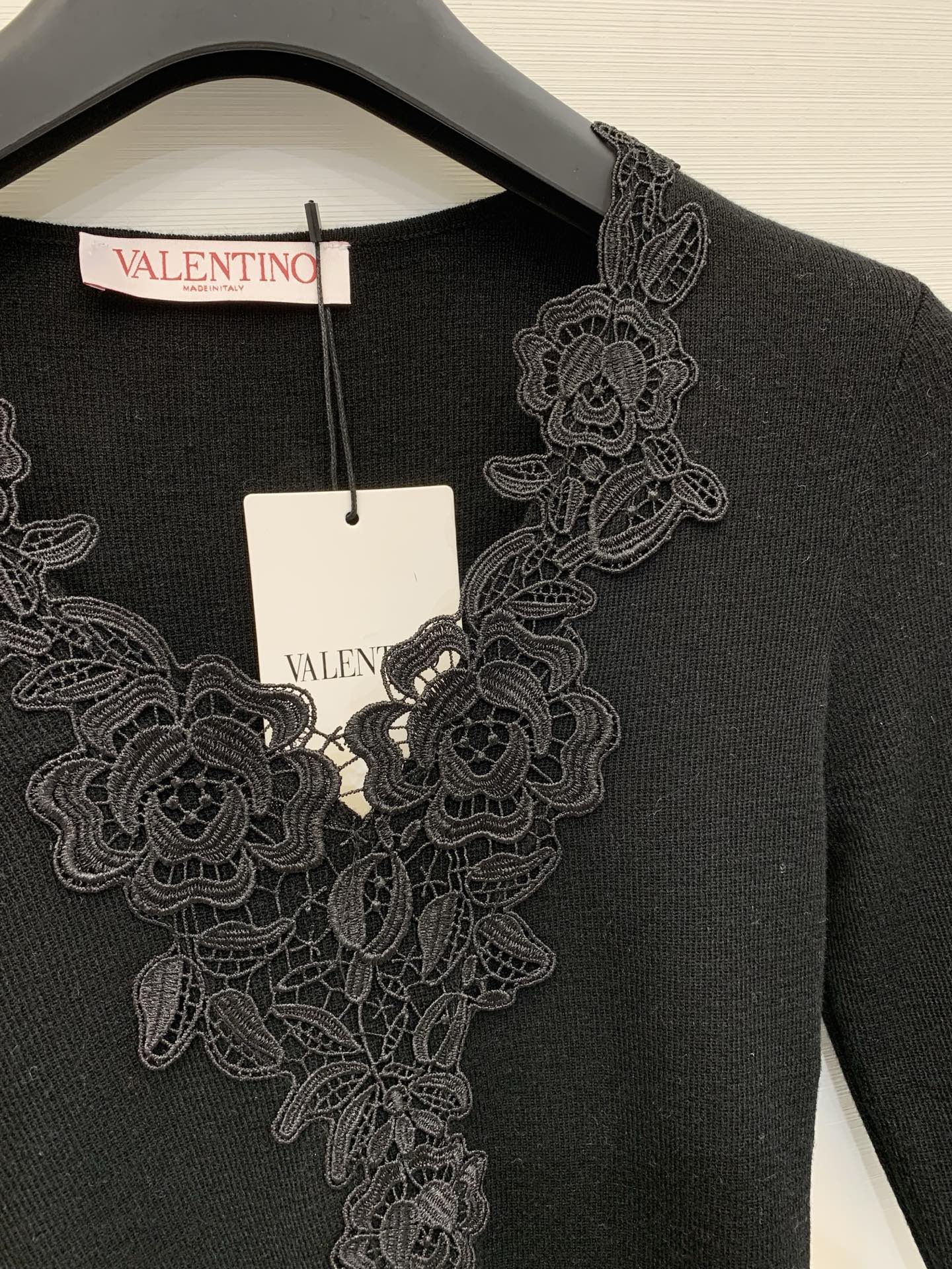 VALENTINO 26S SHORT SLEEVE KNIT T-SHIRT 168