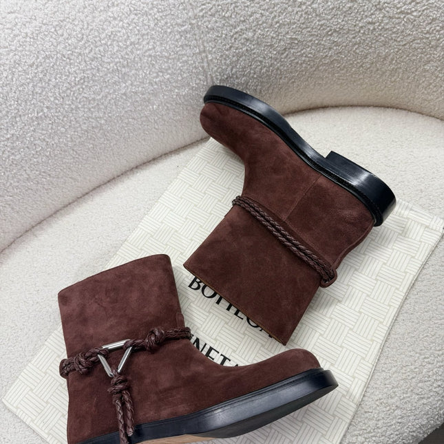 BOTTEGA VENETA 26S ANKLE BOOTS IN BROWN SUEDE WITH ROPE DETAIL