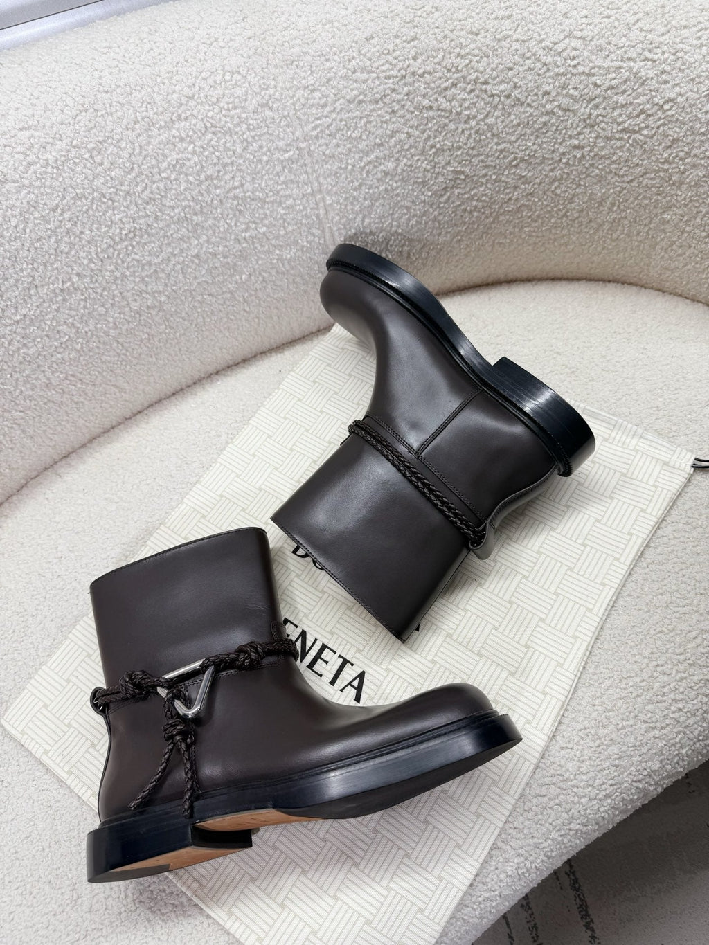 BOTTEGA VENETA 26S ANKLE BOOTS IN DARK BROWN CALFSKIN WITH ROPE DETAIL