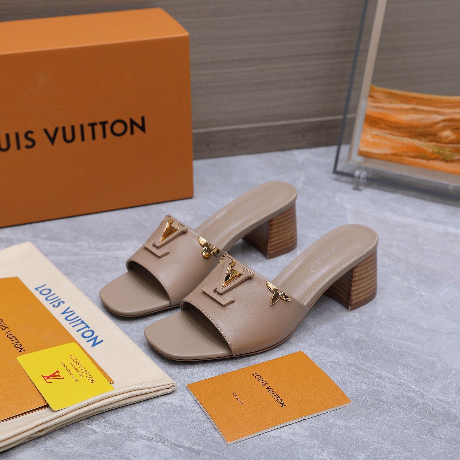 LV 26S BLOCK HEEL MULE SANDALS 55MM IN NUDE BROWN CALFSKIN GOLD HARDWARE