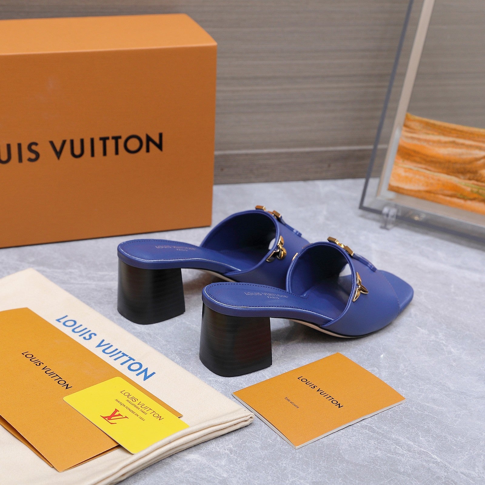 LV 26S BLOCK HEEL MULE SANDALS 55MM IN DARK BLUE CALFSKIN GOLD HARDWARE