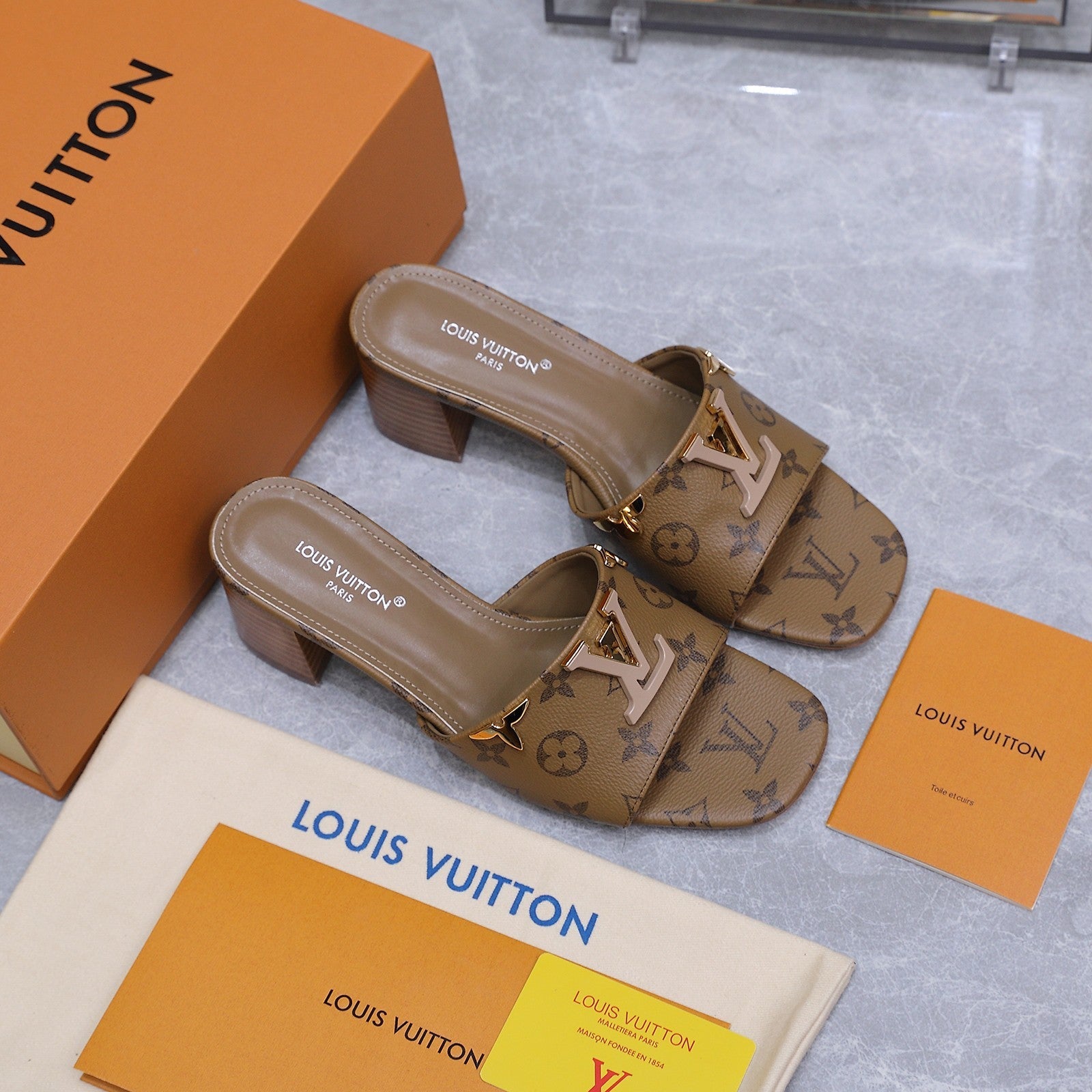 LV 26S BLOCK HEEL MULE SANDALS 55MM IN BROWN MONOGRAM CALFSKIN GOLD HARDWARE