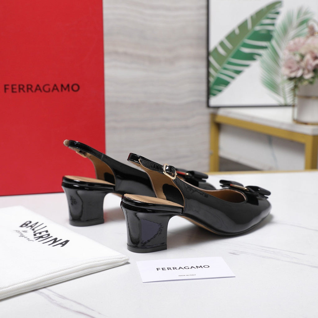 LV 26S SLINGBACK PUMPS 55MM IN BLACK PATENT CALFSKIN WITH BOW