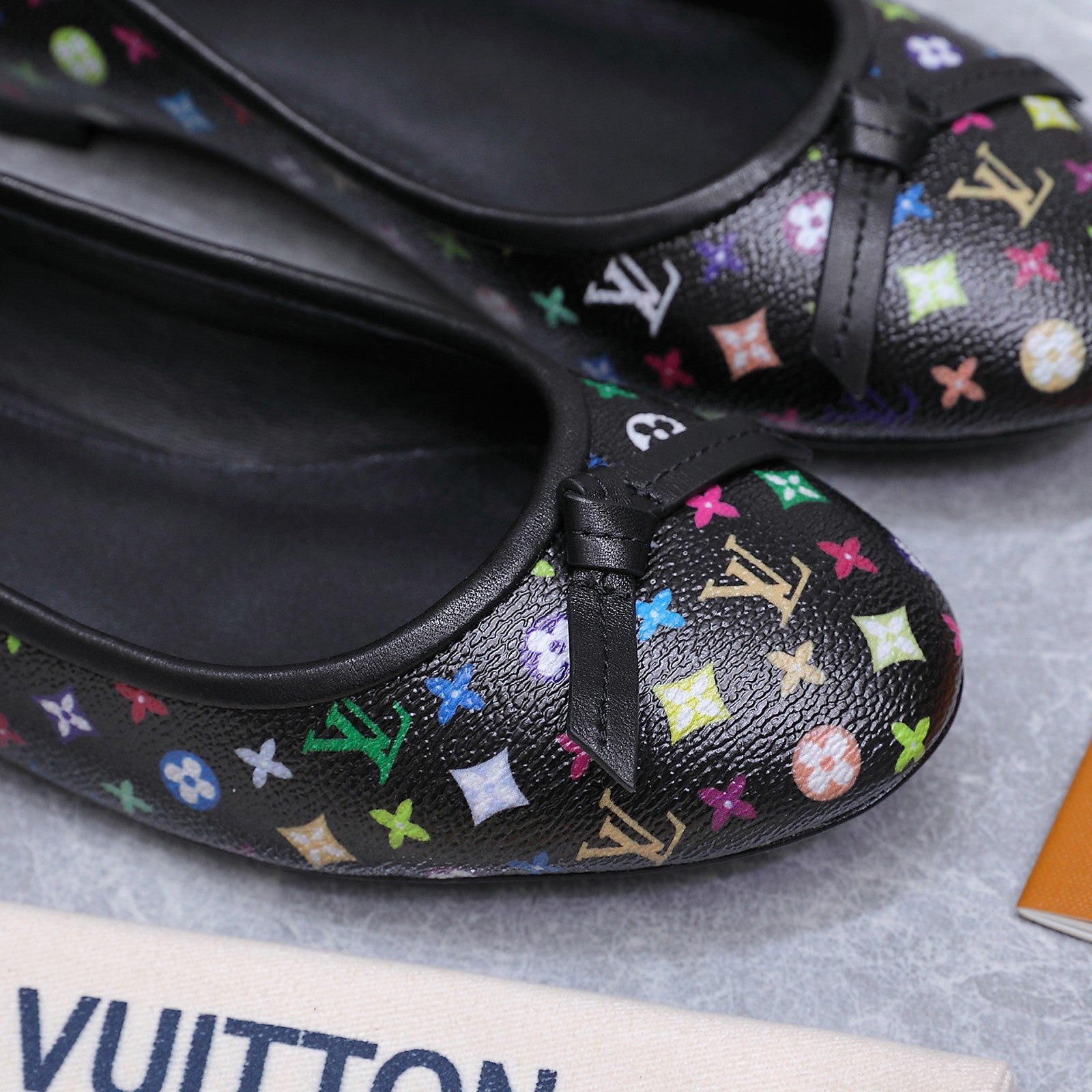 LV 26S BALLET FLATS IN BLACK MULTICOLOR MONOGRAM CALFSKIN WITH BOW