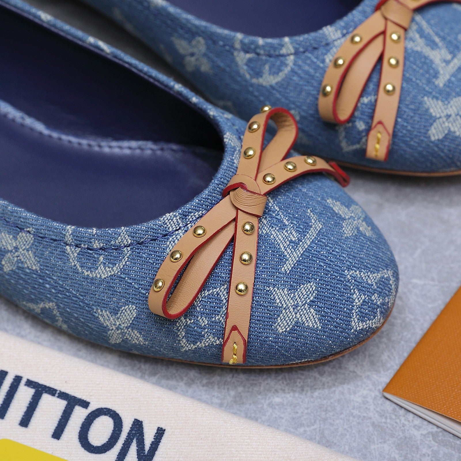 LV 26S BALLET FLATS IN SKY BLUE MONOGRAM DENIM WITH BOW CALFSKIN