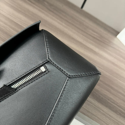 LOEWE 26S PUZZLE EDGE MEDIUM BAG 24 IN BLACK CALFSKIN