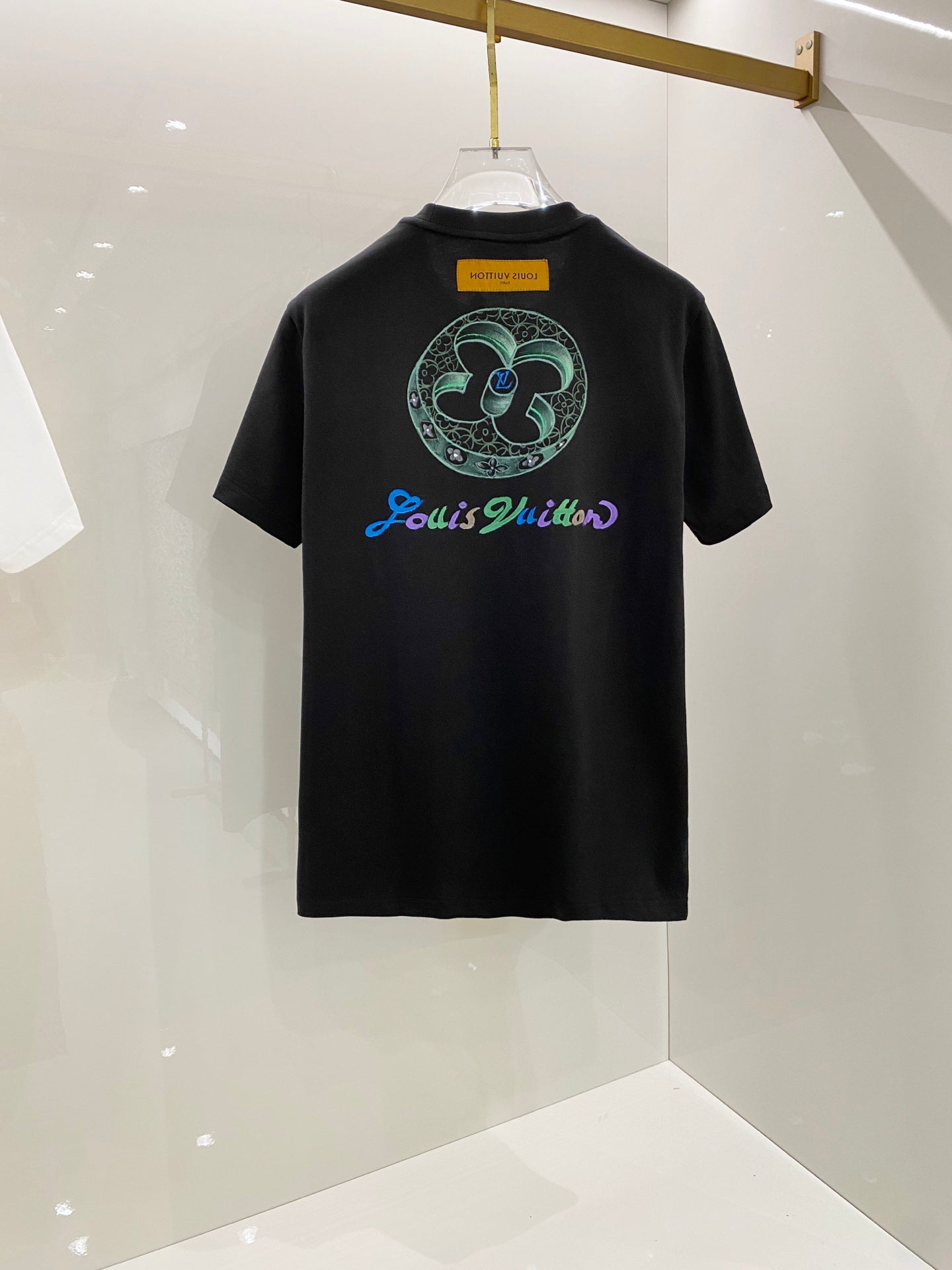 LV T-SHIRT BLACK COTTON HAND-PAINTED LOGO 238850