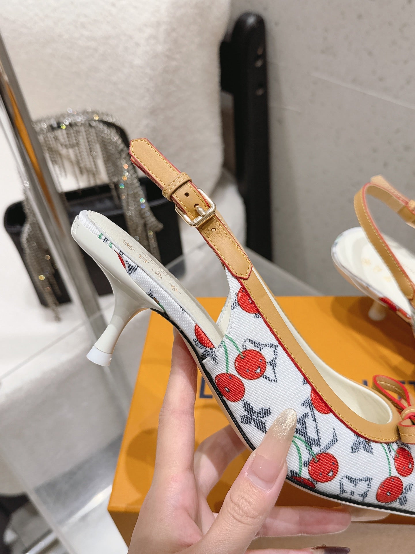 LV 26S SLINGBACK PUMPS IN WHITE MONOGRAM CANVAS WITH CHERRY PRINT AND CALFSKIN BOW