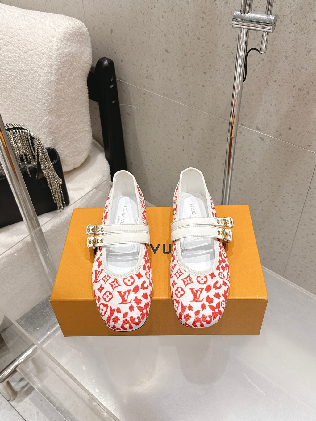 LV 26S MARY JANE FLATS IN WHITE AND RED MONOGRAM CANVAS WITH DOUBLE STRAP