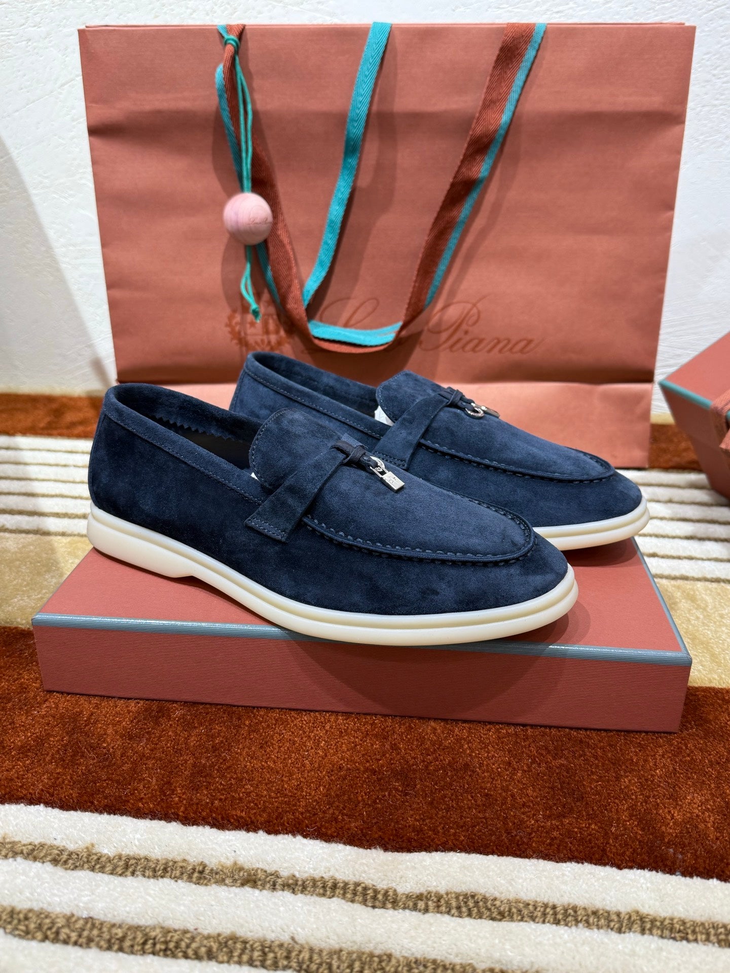 LP SUMMER CHARMS WALK LOAFERS IN NAVY BLUE SUEDE