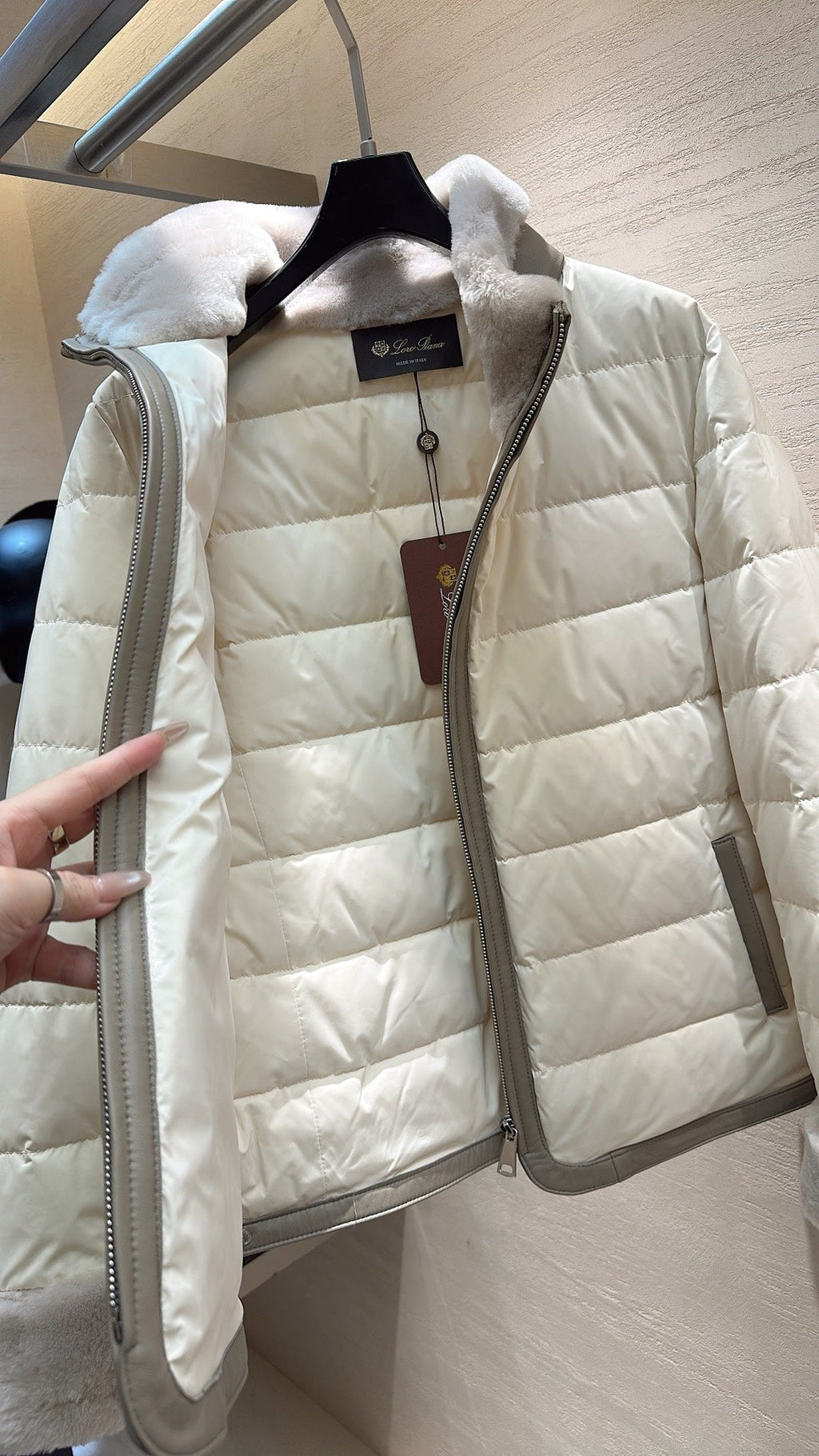LP 26S DOWN JACKET 567