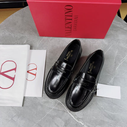 VALENTINO 26S PLATFORM LOAFERS IN BLACK CALFSKIN