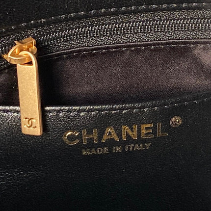 CHANEL 25S FLAP BAG 45 IN BLACK LAMBSKIN WITH GOLD HARDWARE