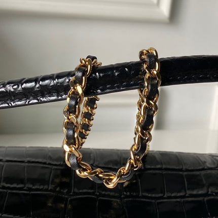CHANEL 26S BARREL CLUTCH WITH CHAIN 23 IN BLACK CROCODILE-EMBOSSED CALFSKIN GOLD HARDWARE
