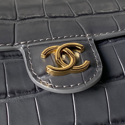 CHANEL 26S BARREL CLUTCH WITH CHAIN 23 IN DARK GREY CROCODILE-EMBOSSED CALFSKIN GOLD HARDWARE